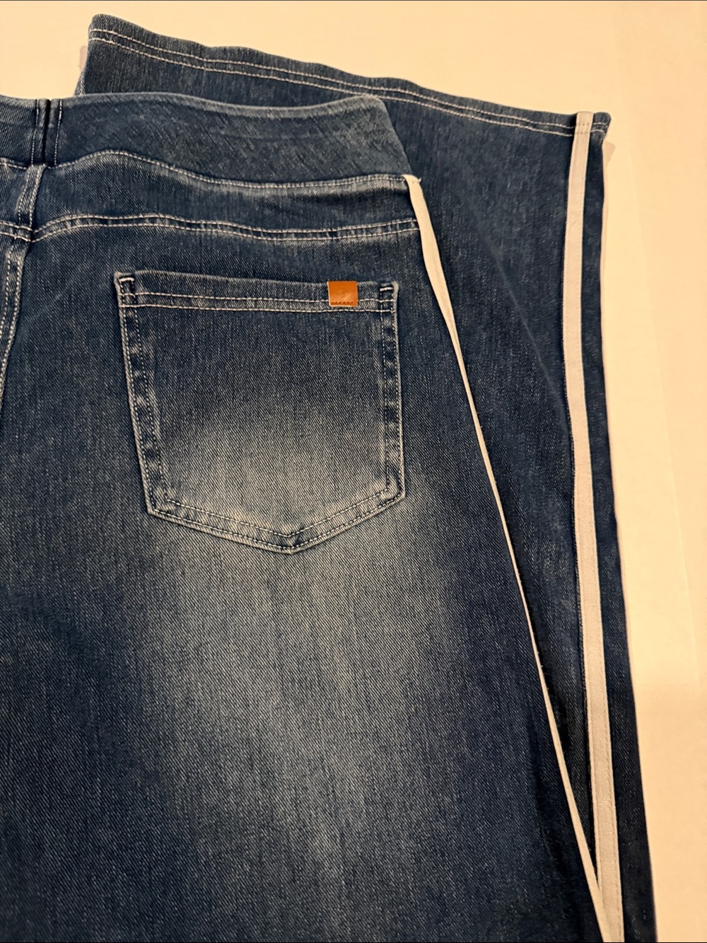 HALARA Dark Blue Wide Leg Denim Pants with White Side Stripes - Picture 5 of 9